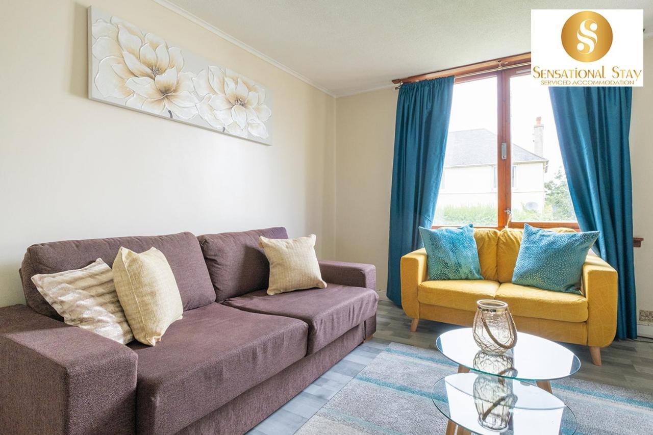 Sensational Stay Short Lets & Serviced Accommodation 2 Bedroom Apartment Aberdeen, Middlefield Place Экстерьер фото