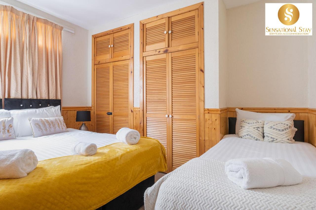 Sensational Stay Short Lets & Serviced Accommodation 2 Bedroom Apartment Aberdeen, Middlefield Place Экстерьер фото