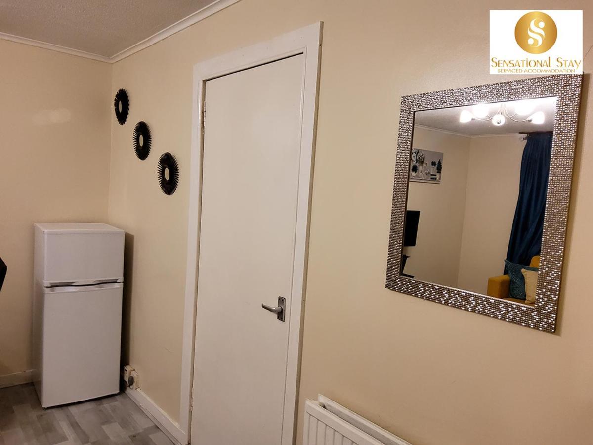 Sensational Stay Short Lets & Serviced Accommodation 2 Bedroom Apartment Aberdeen, Middlefield Place Экстерьер фото